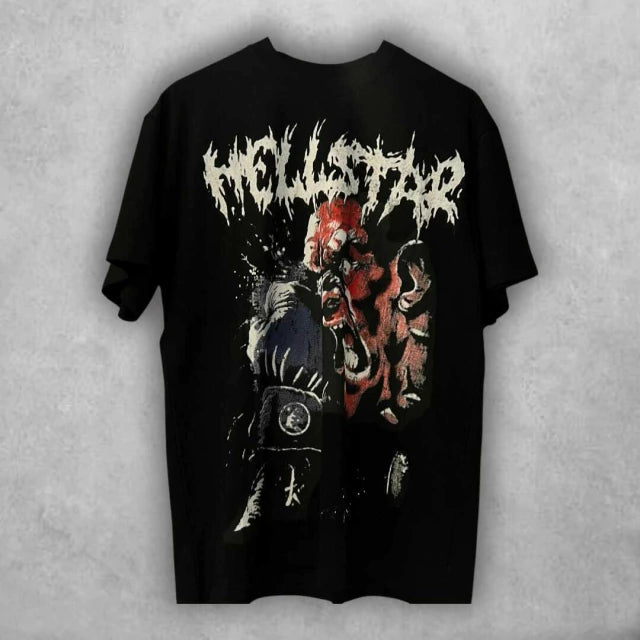 Perfecta para quienes se identifican con lo oscuro y lo rebelde. Su diseño transmite poder y desafío en cada trazo, ideal para destacar en cualquier entorno.